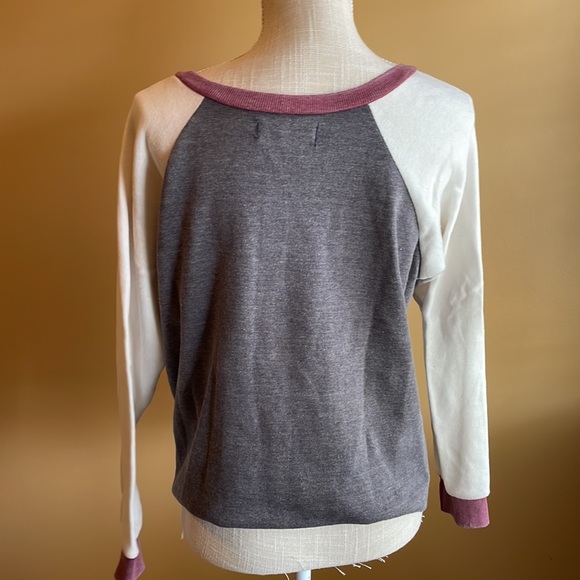 Tri-Color Sweater - Picture 3 of 4